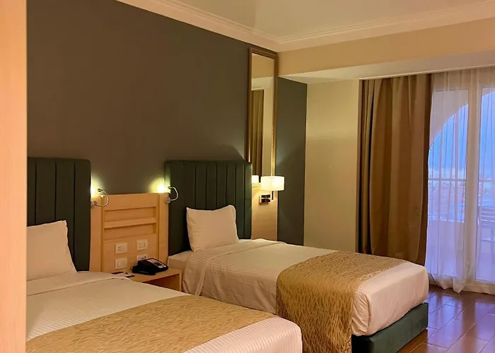 Xanadu Makadi Bay منتجع
