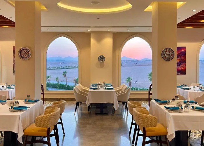 Xanadu Makadi Bay منتجع